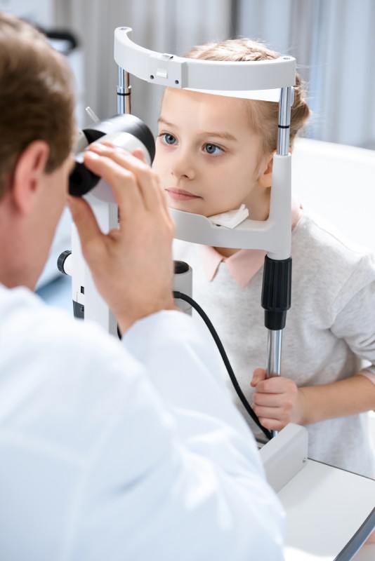 Cuidar de nuestra salud ocular es esencial para garantizar una buena calidad de vida. No esperes a que aparezcan sintomas agenda tu revision oftalmologica y protege tu vision2